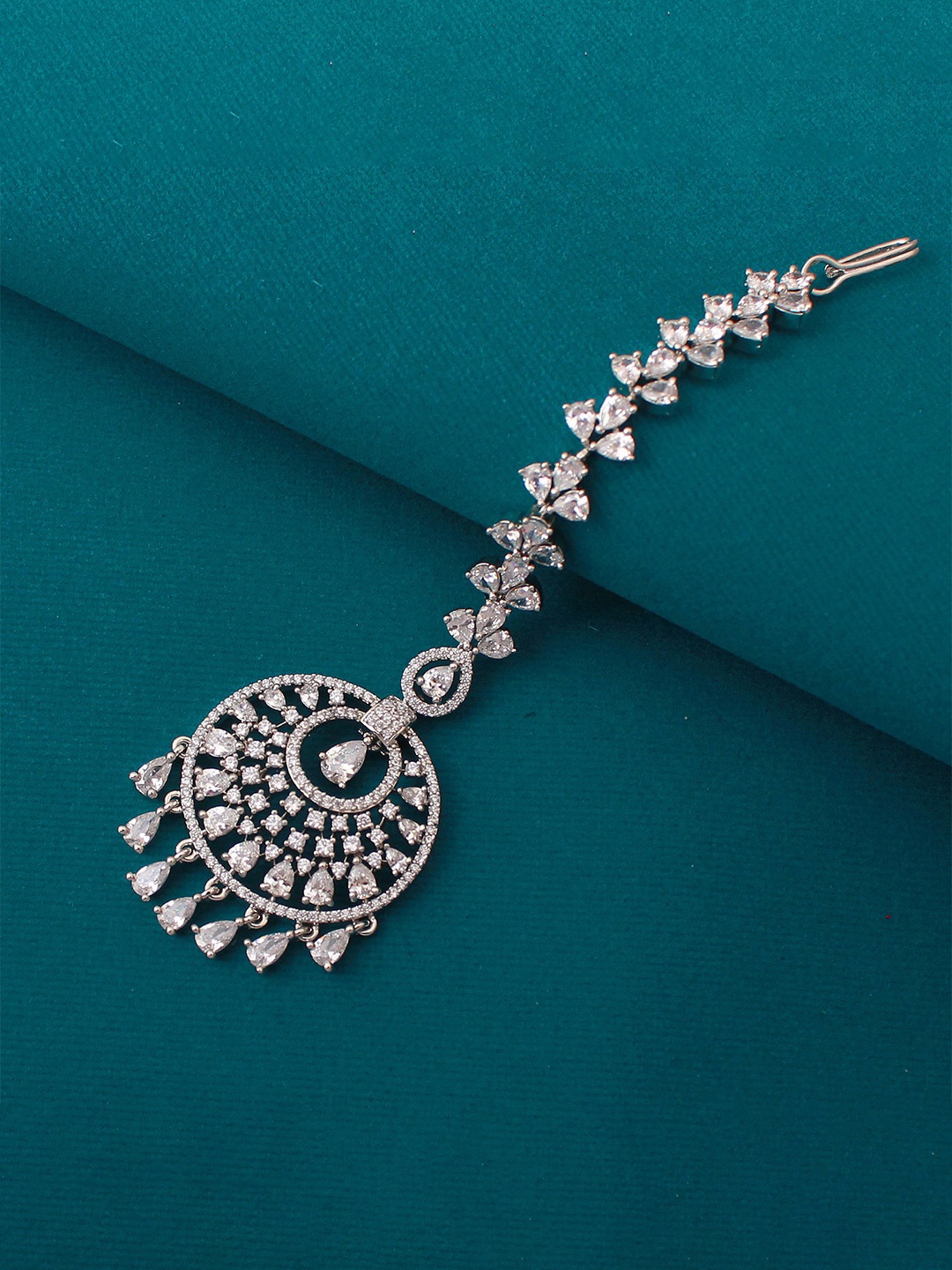 

Mirana Rhodium-Plated American Diamond Studded Maang Tikka Head Jewellery, Silver