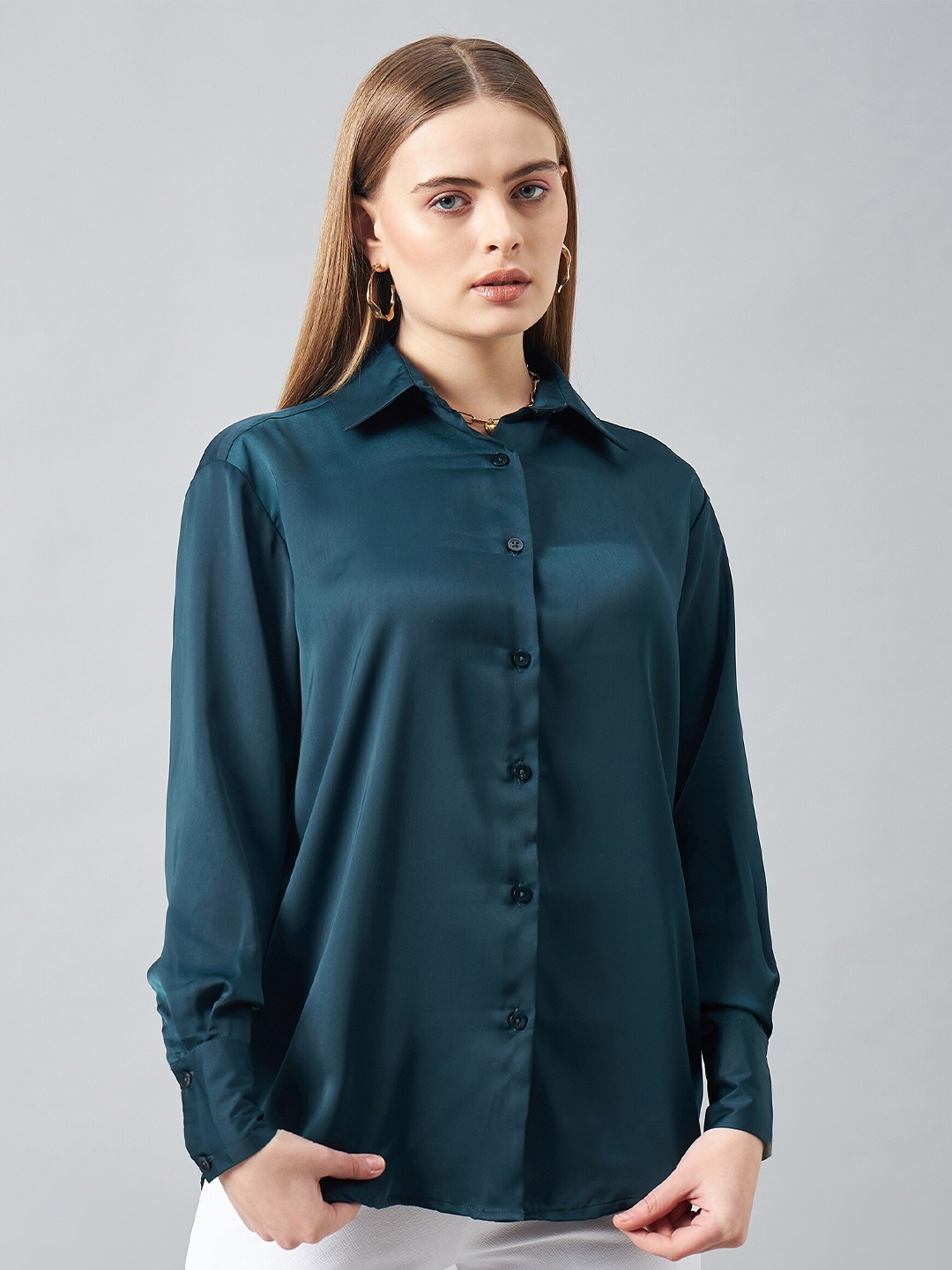 

DELAN Relaxed Spread Collar Long Sleeves Satin Party Shirt, Green