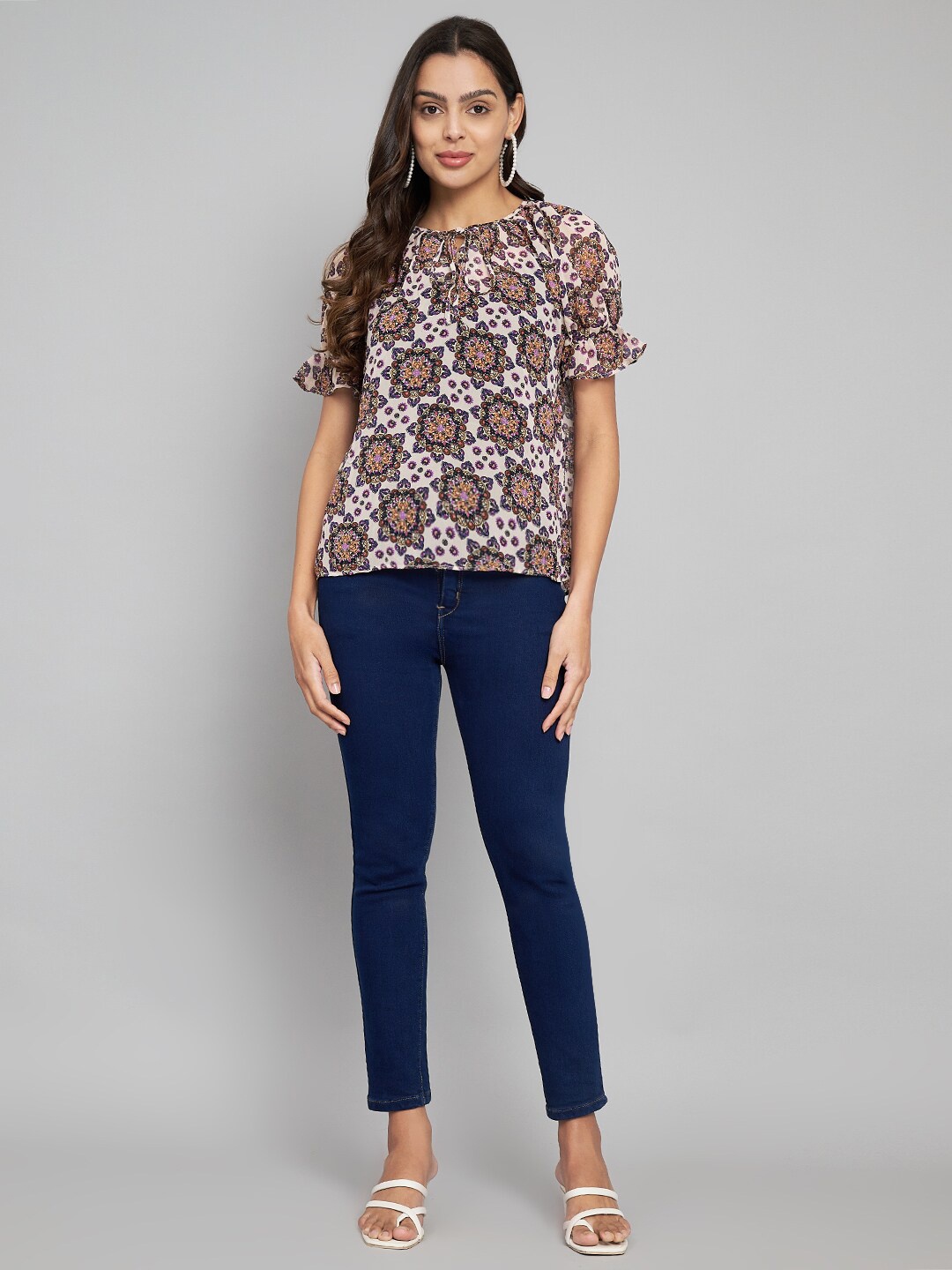

Amagyaa Floral Printed Tie Up Neck Puff Sleeves Top, Off white