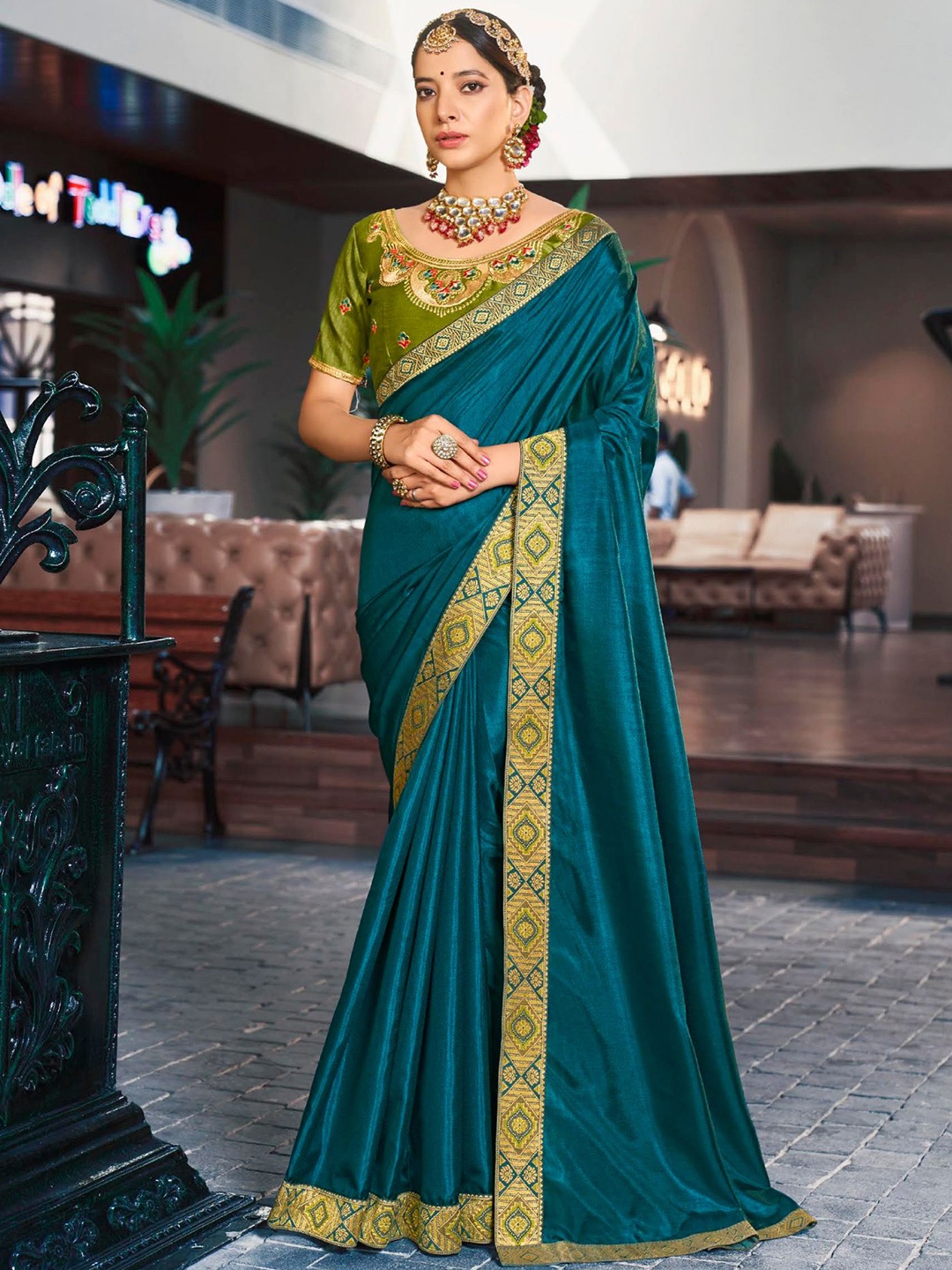 

VIRICA Woven Design Zari Saree, Turquoise blue