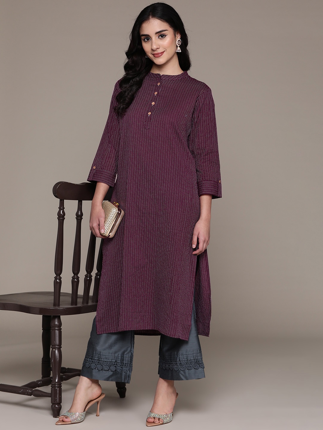 

Readiprint Embroidered Mandarin Collar Pure Cotton Kurta, Purple
