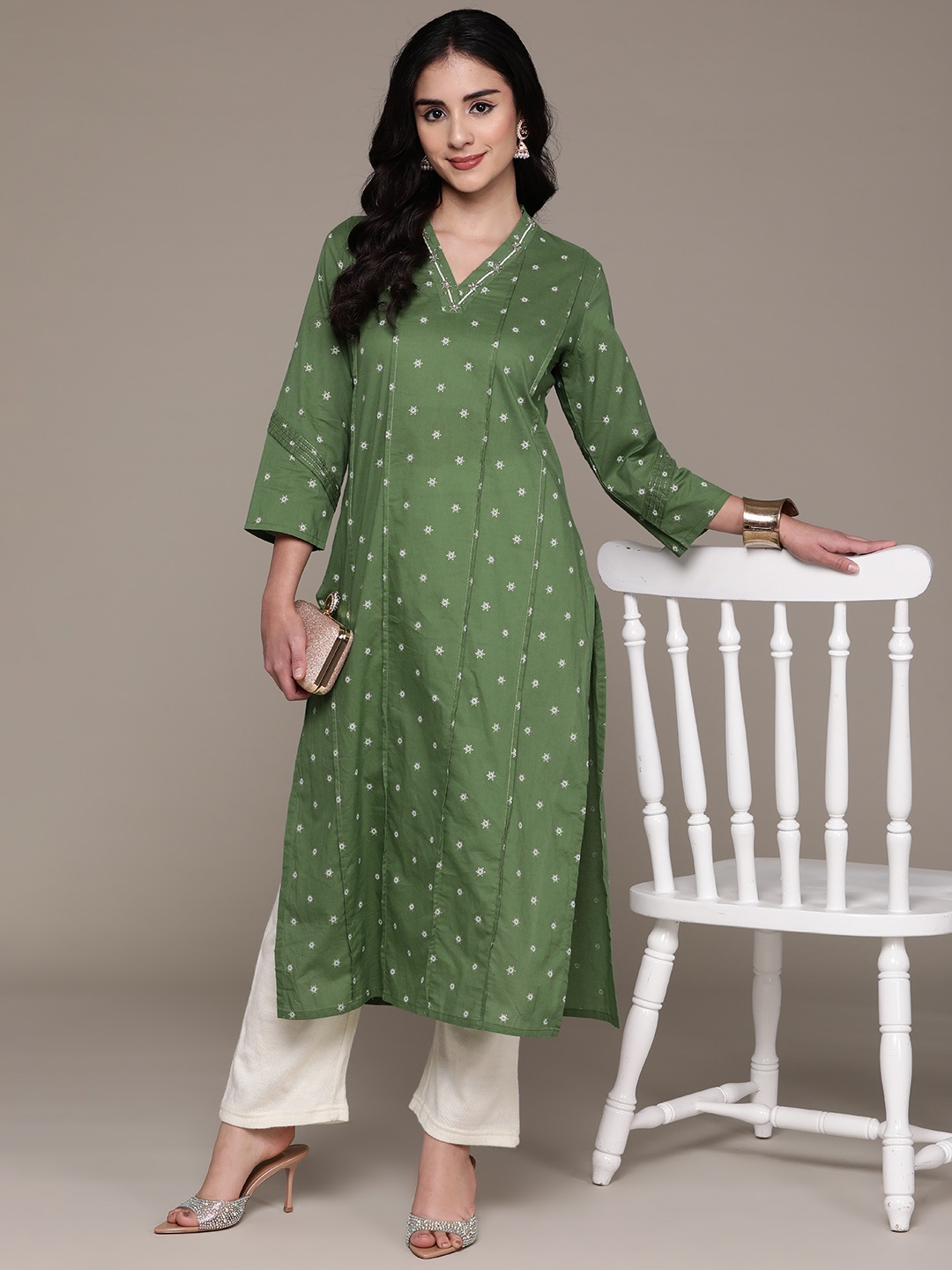 

Readiprint Geometric Printed Beads & Stones Pure Cotton Kurta, Green
