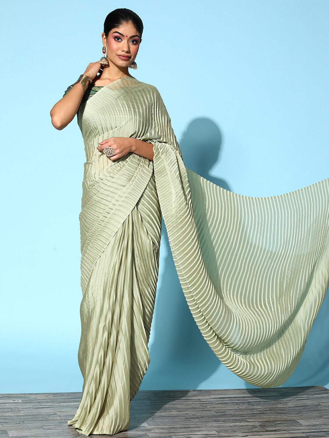 

Sunasi Striped Ethnic Saree, Green