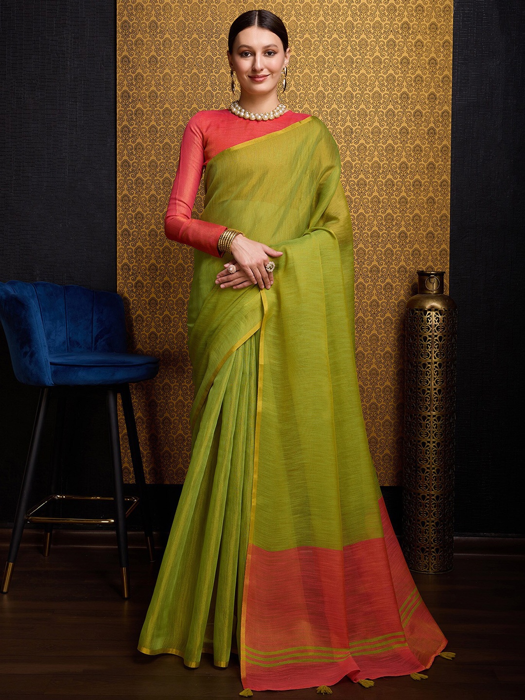 

VASTRA-THE FACTORY STORE Woven Design Zari Saree, Green