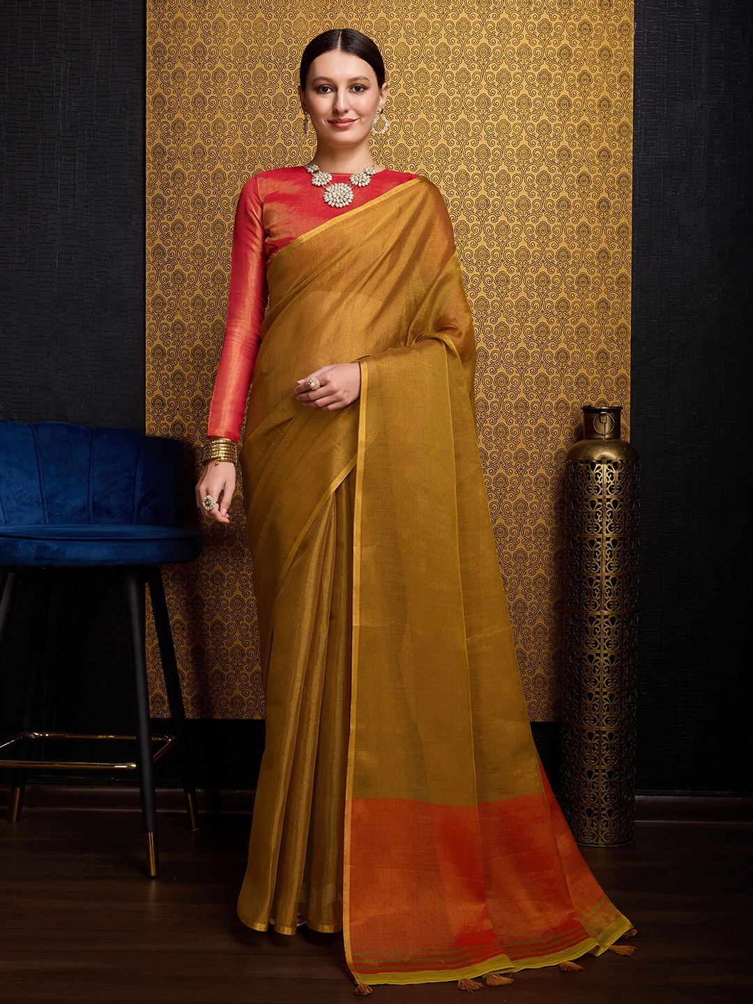 

VASTRA-THE FACTORY STORE Woven Design Zari Saree, Brown