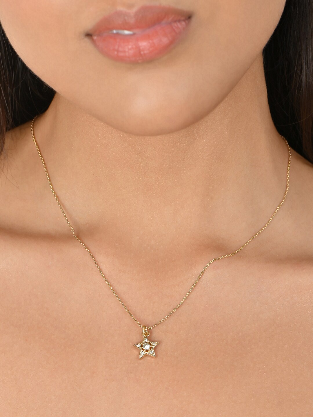 

ToniQ Gold-Plated Star-Shaped Stone Studded Pendant Chain