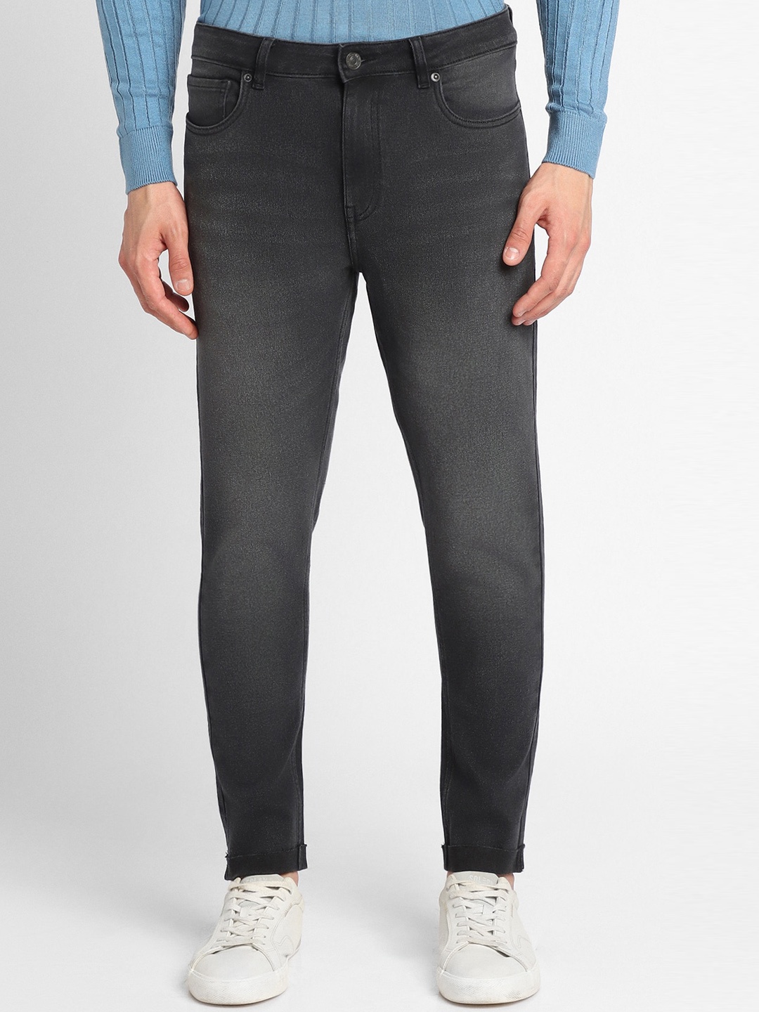 

FOREVER 21 Men Straight Fit Light Fade Jeans, Grey