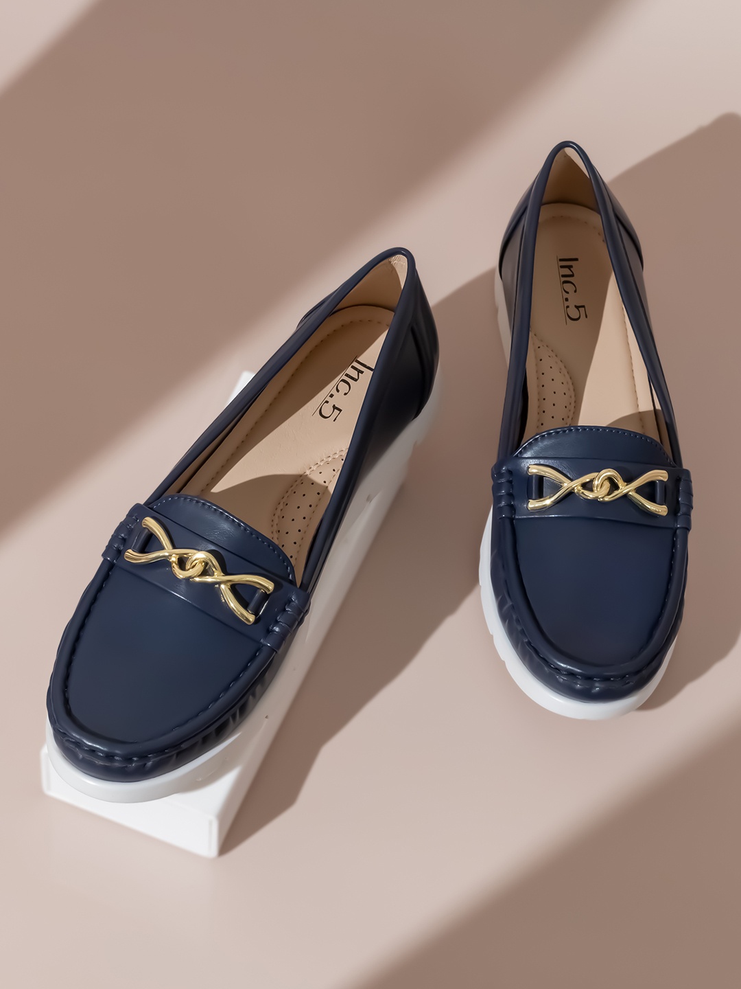 

Inc 5 Women Buckle Detail Memory Foam Loafers, Navy blue