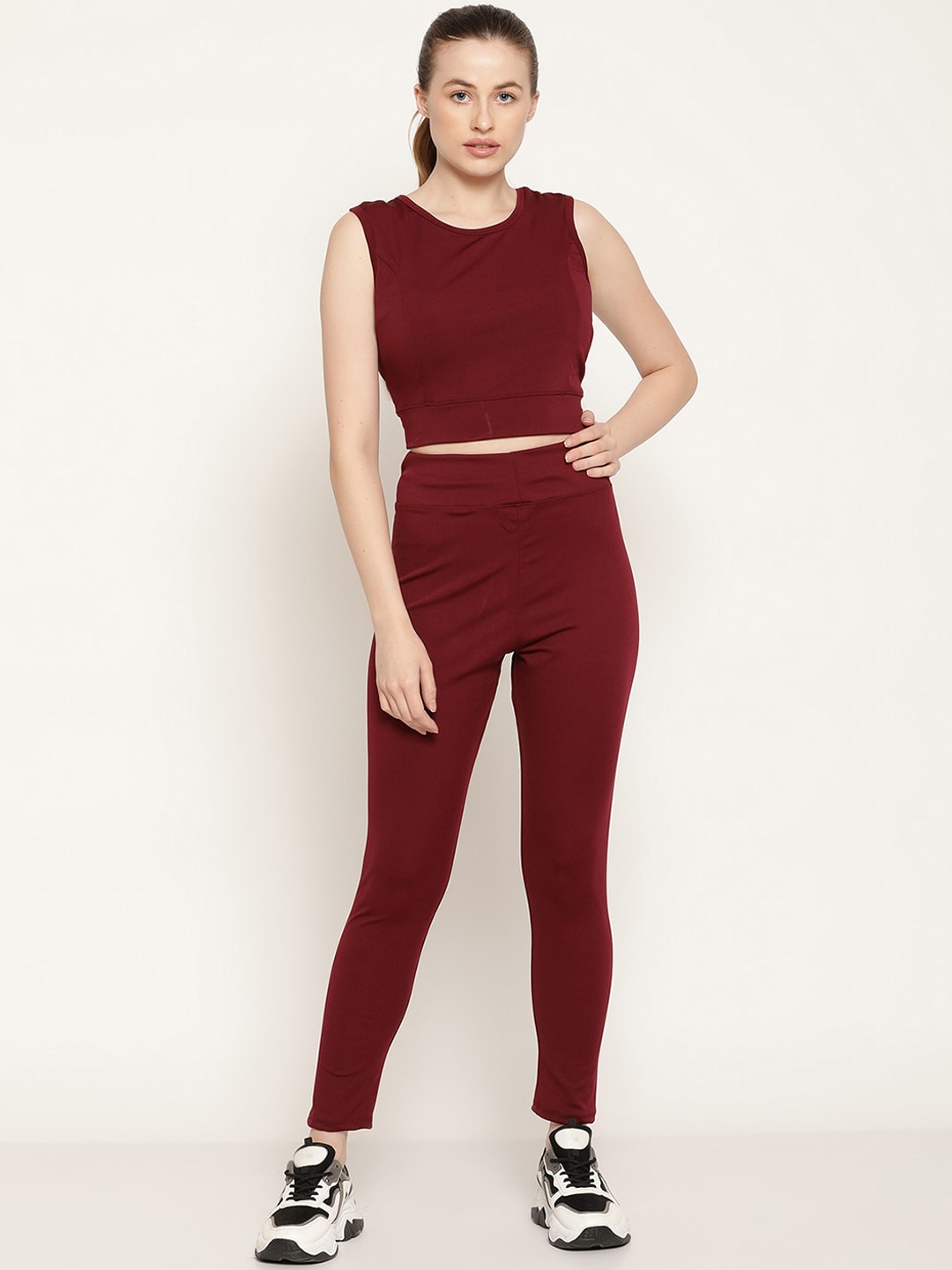 

Miaz Lifestyle Sleeveless Sports Top & Mid-Rise Tights, Maroon