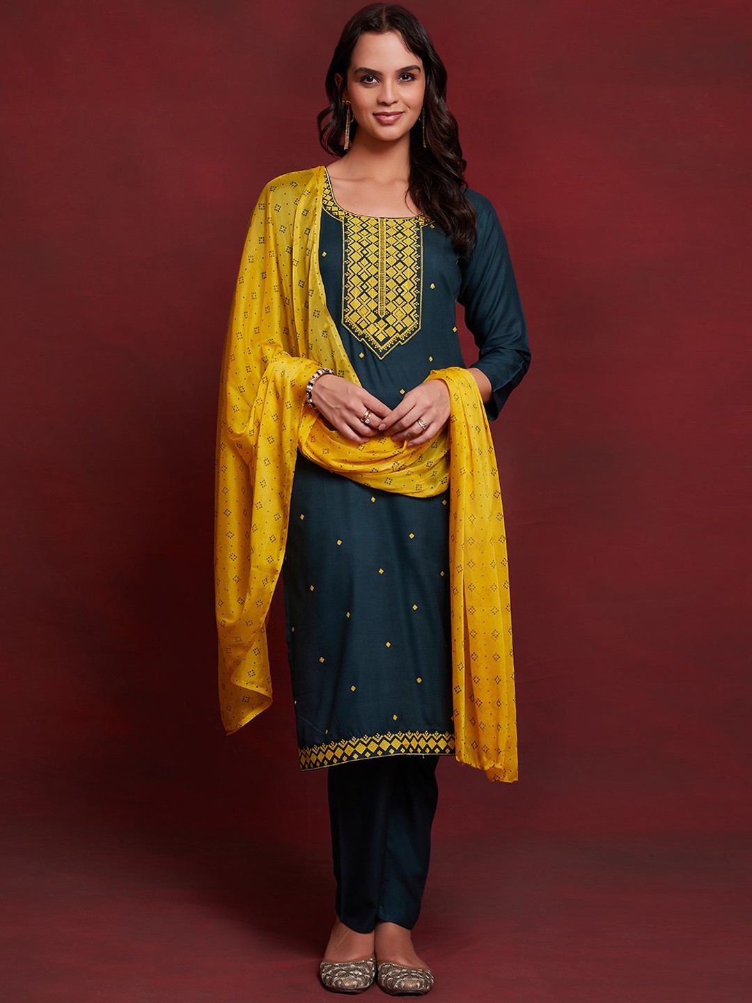 

KALINI Geometric Embroidered Straight Kurta & Trousers With Dupatta, Green