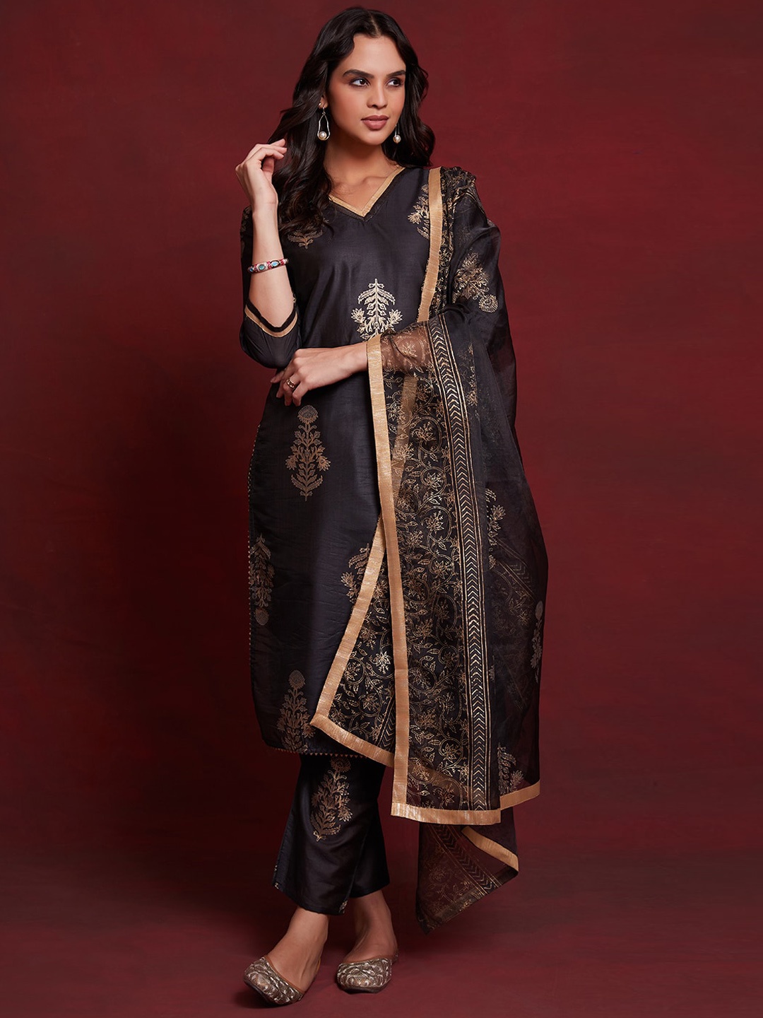 

KALINI Floral Printed V-neck Gotta Patti Regular Kurta With Trousers & Dupatta, Black