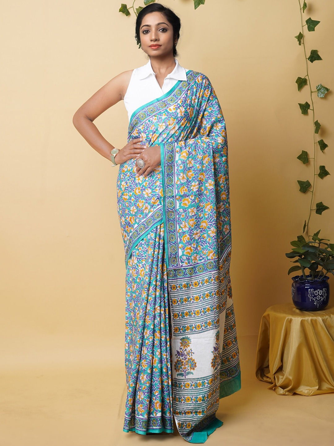 

Unnati Silks Floral Pure Cotton Handloom Block Print Saree, Green