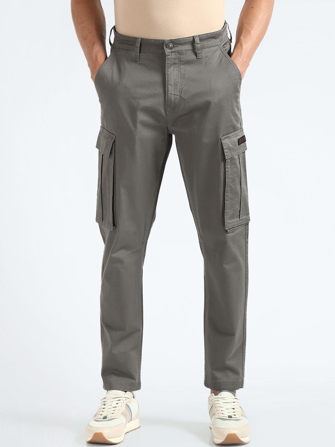 

Flying Machine Men Mid-Rise Cotton Cargos, Grey