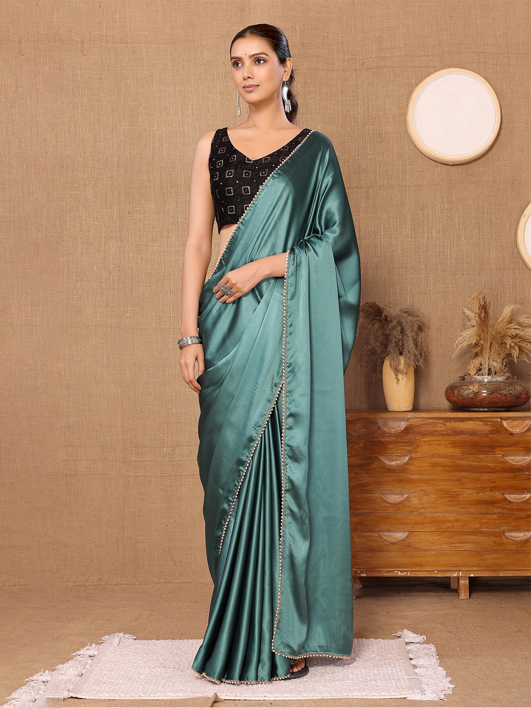 

HERE&NOW Beads and Stones Satin Saree, Green