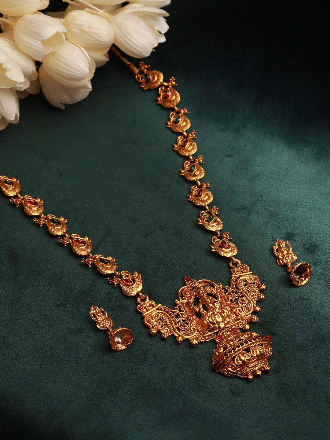 

Jazz and Sizzle Gold-Plated Stone-Studded & Beaded Jewellery Set