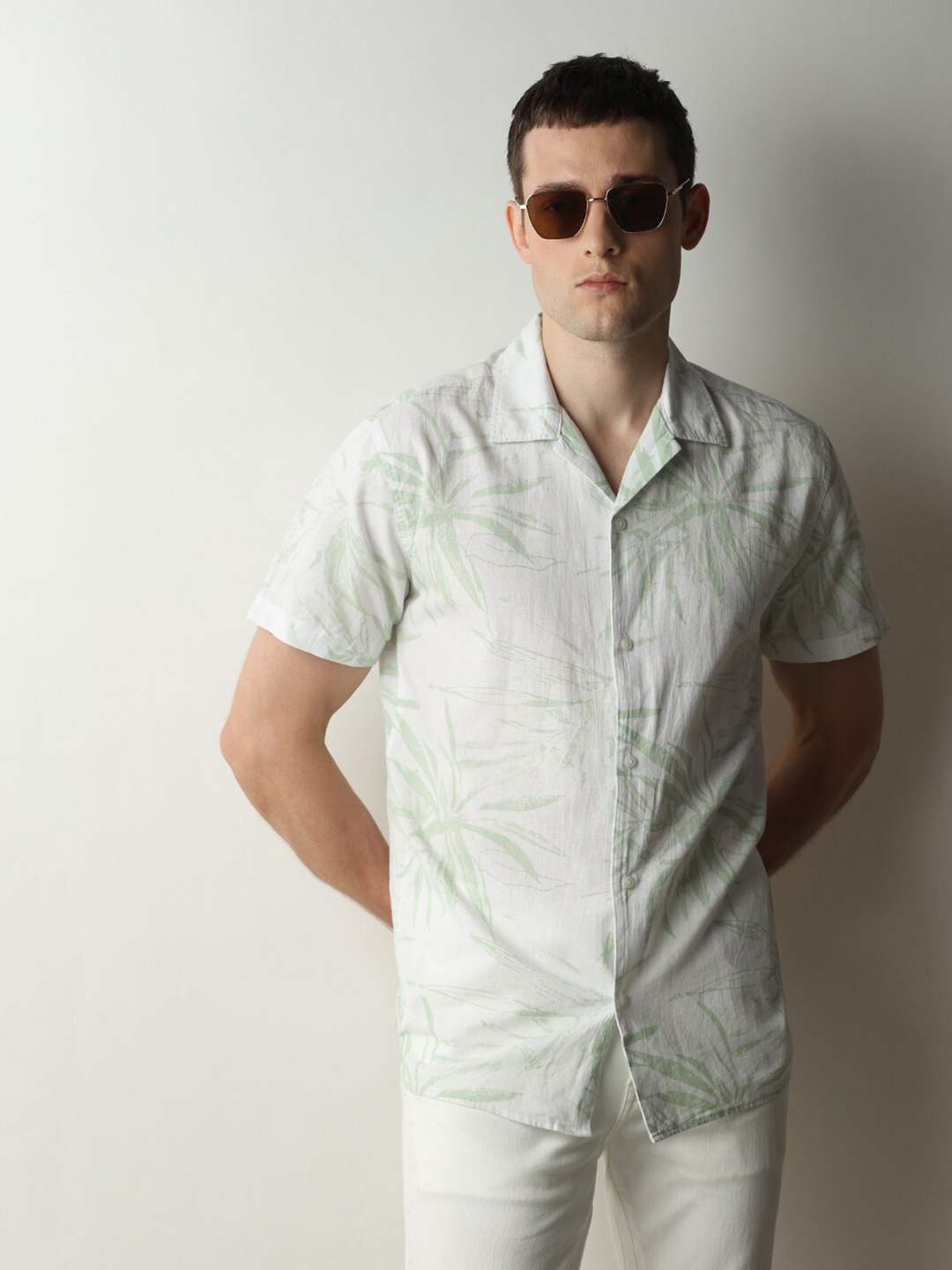 

SELECTED Cuban Collar Floral Printed Opaque Cotton Casual Shirt, Green