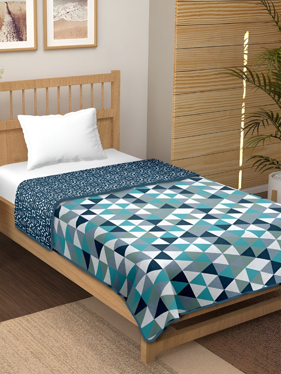 

CHICERY Blue & White Geometric 210 GSM Pure Cotton AC Room Single Bed Dohar