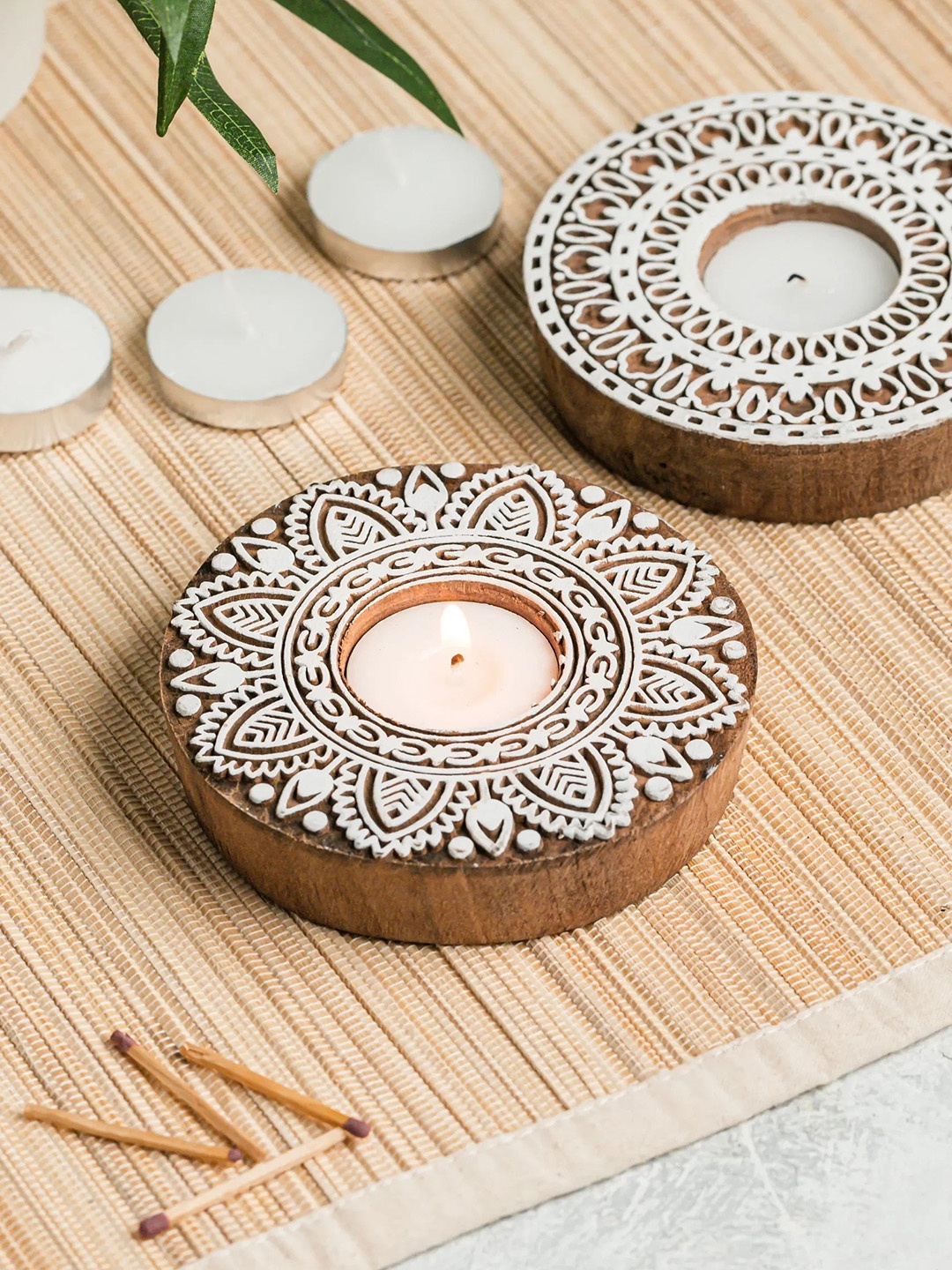 

PujaNPujari Brown & White 2 Pieces Textured Wooden Tea Light Candle Holder