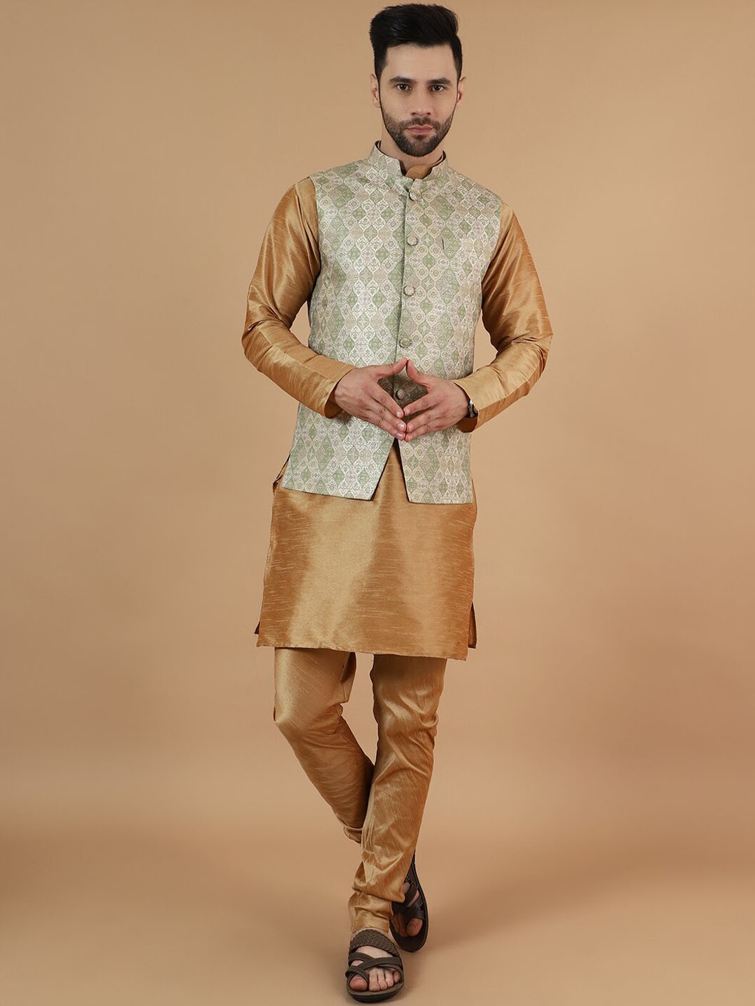 

Wintage Mandarin Collar Straight Kurta & Pyjamas With Nehru Jacket, Brown