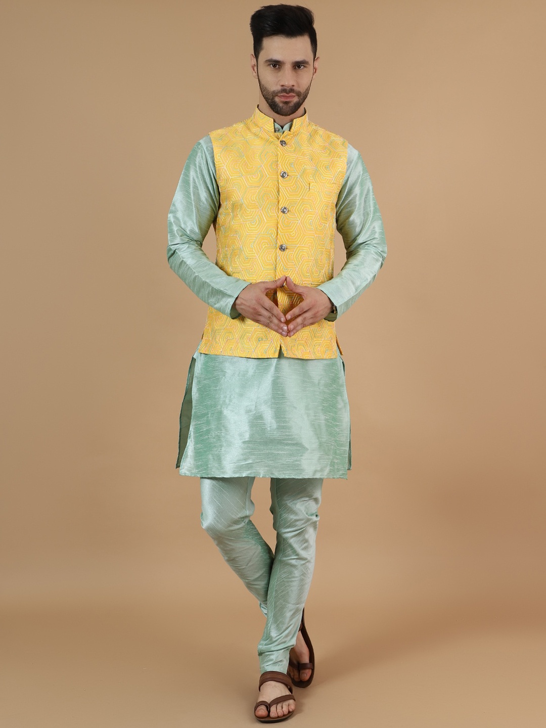 

Wintage Mandarin Collar Straight Kurta & Pyjamas With Nehru Jacket, Green