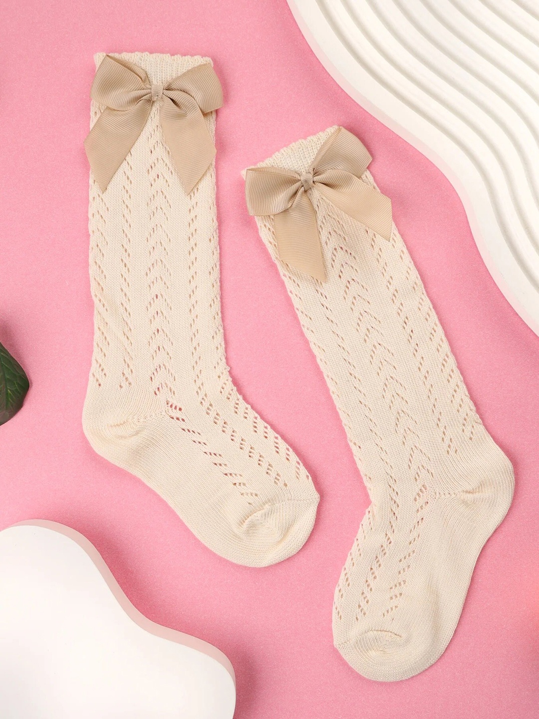

KICKS & CRAWL Infants Patterned Cotton Knee-Length Socks, Cream
