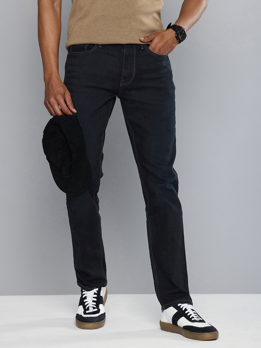 

Flying Machine Men Slim Straight Fit Light Fade Stretchable Jeans, Navy blue