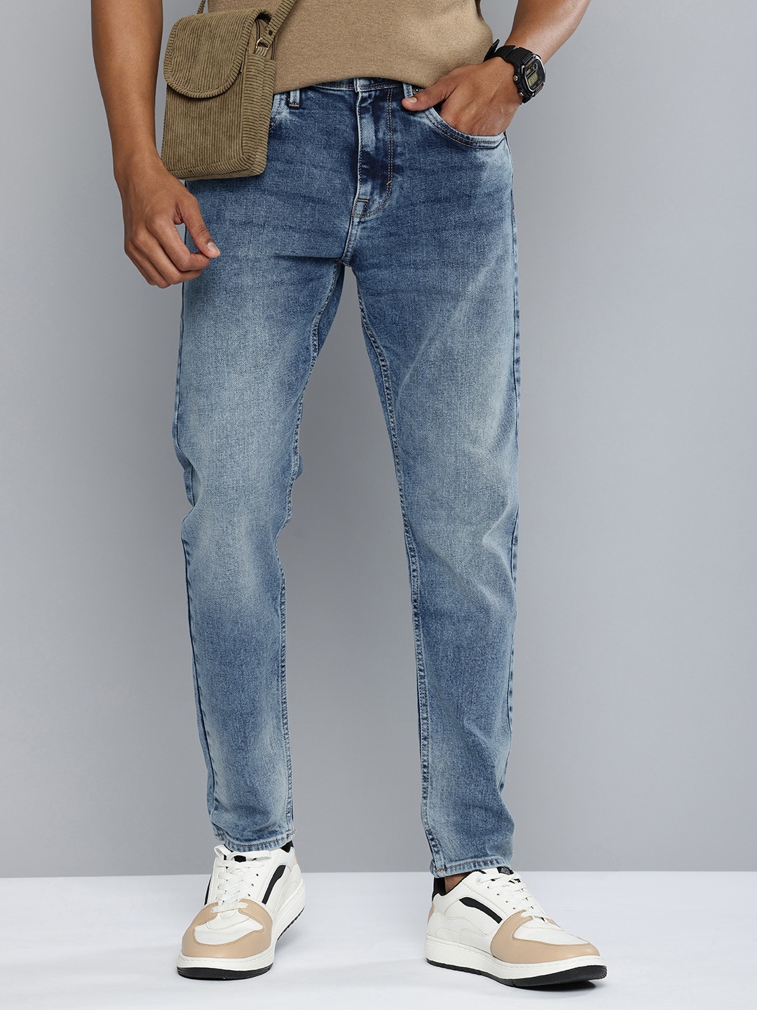 

Flying Machine Men Slim Tapered Fit Heavy Fade Stretchable Jeans, Blue