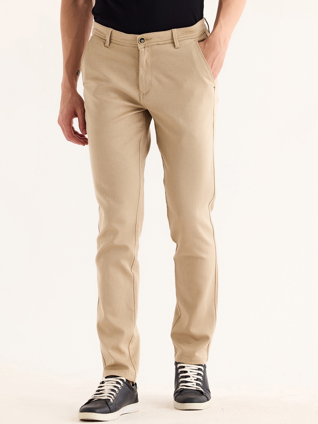 

Red Flame Men Mid-Rise Cotton Slim Fit Trousers, Cream