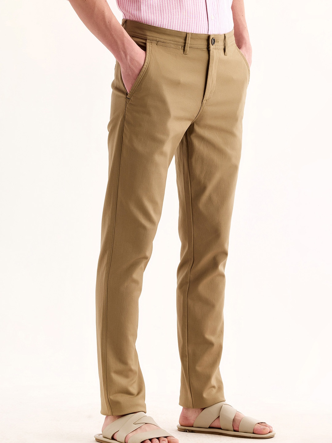 

Red Flame Men Mid-Rise Cotton Slim Fit Chinos Trousers, Khaki