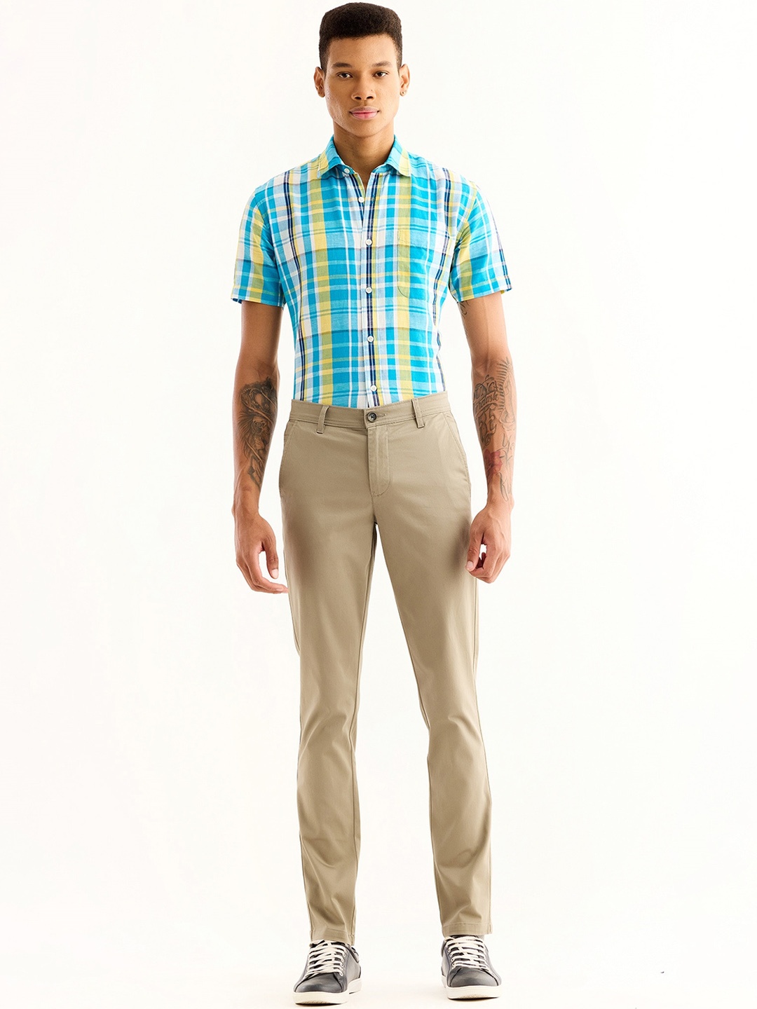 

Red Flame Men Mid-Rise Cotton Slim Fit Chinos Trousers, Cream
