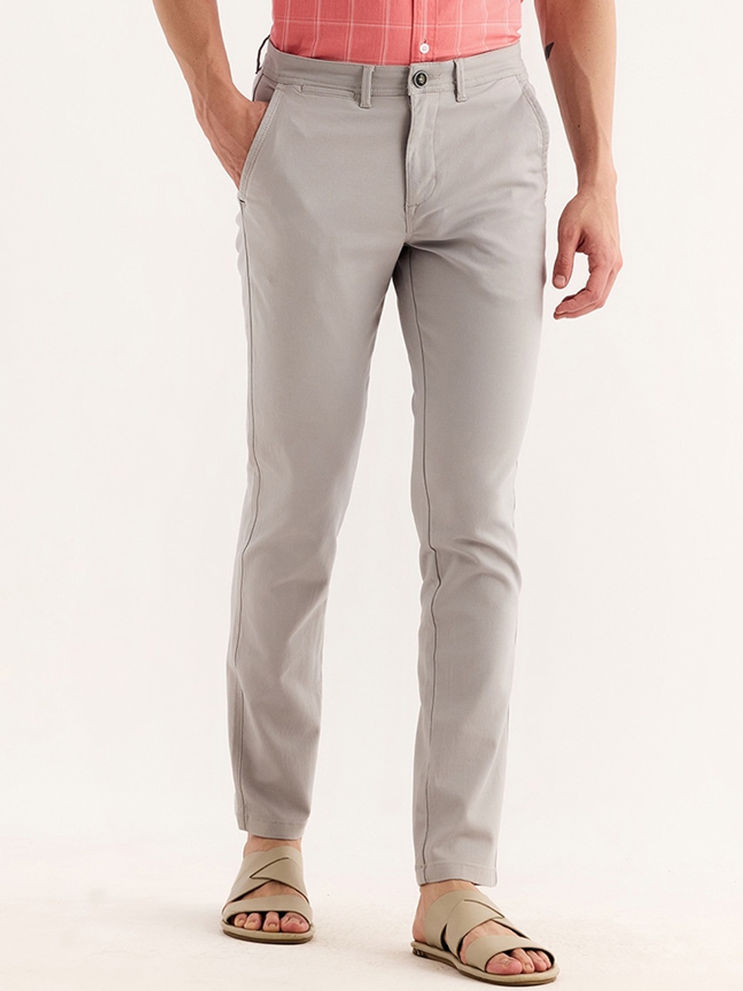 

Red Flame Men Mid-Rise Cotton Slim Fit Trousers, Grey