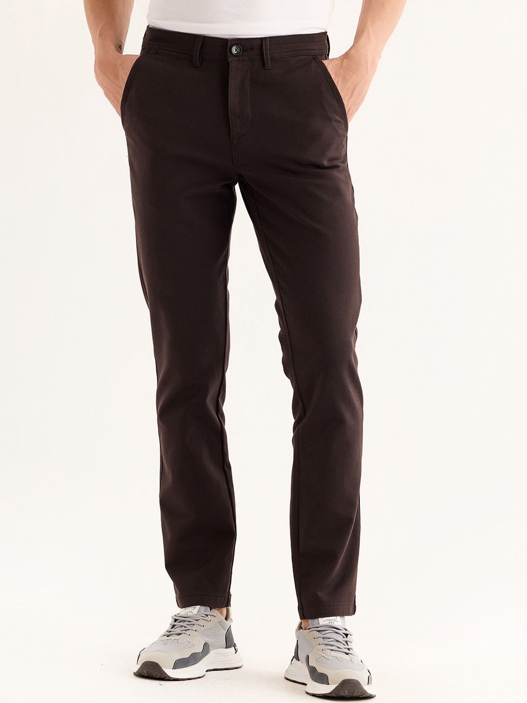 

Red Flame Men Mid-Rise Cotton Slim Fit Trousers, Grey
