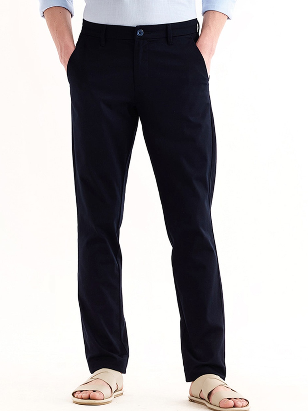 

Red Flame Men Mid-Rise Cotton Slim Fit Trousers, Navy blue