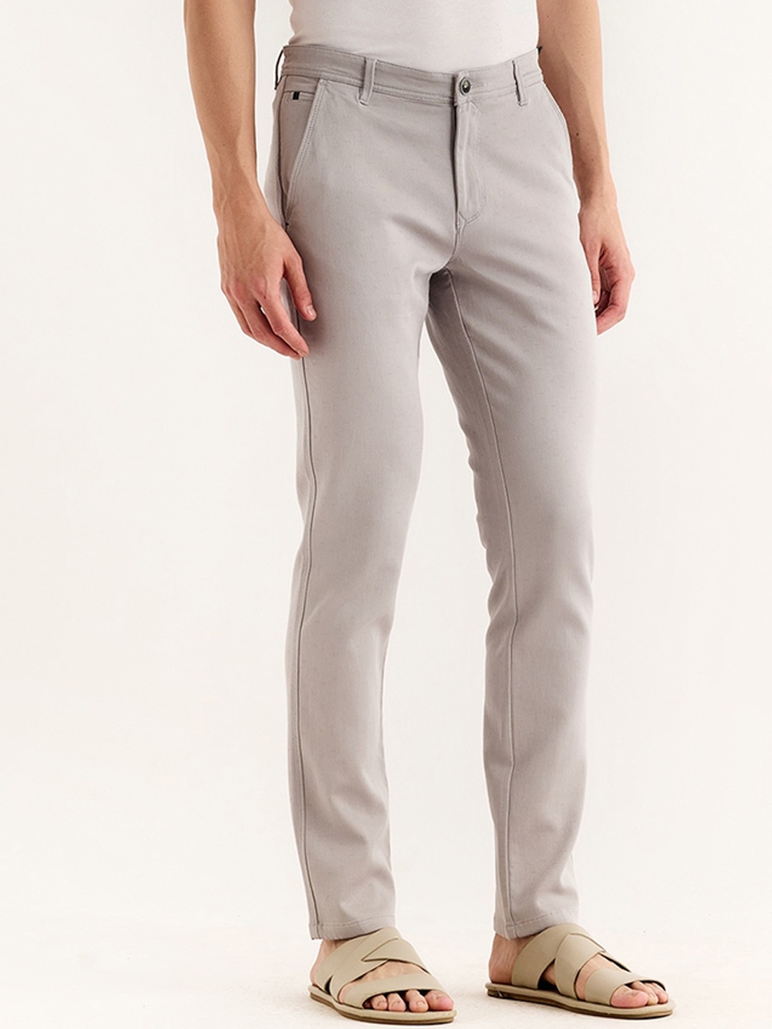 

Red Flame Men Mid-Rise Cotton Slim Fit Trousers, Grey