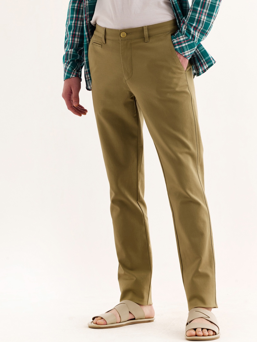 

Red Flame Men Mid-Rise Cotton Slim Fit Trousers, Khaki