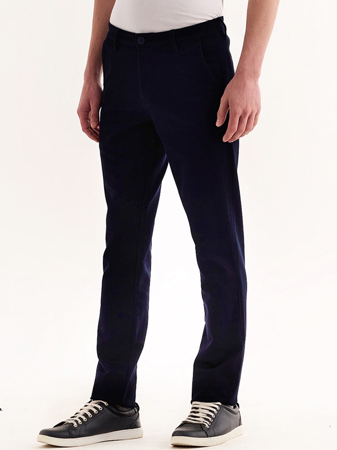 

Red Flame Men Mid-Rise Cotton Slim Fit Trousers, Navy blue