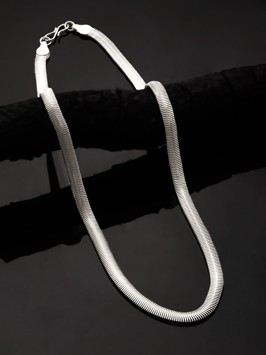

The Roadster Lifestyle Co. Men Textured Chain, Silver