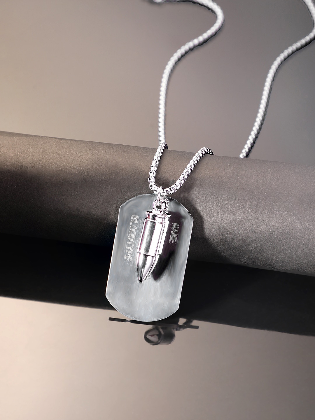 

The Roadster Lifestyle Co. Men Silver-Plated Geometric Pendant With Chain