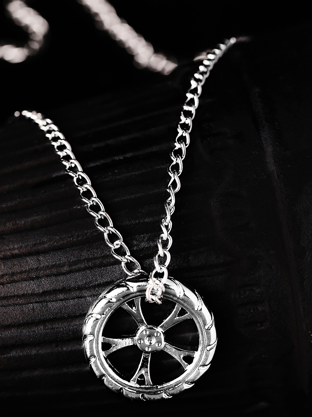 

The Roadster Lifestyle Co. Silver-Plated Wheel Pendant with Chain