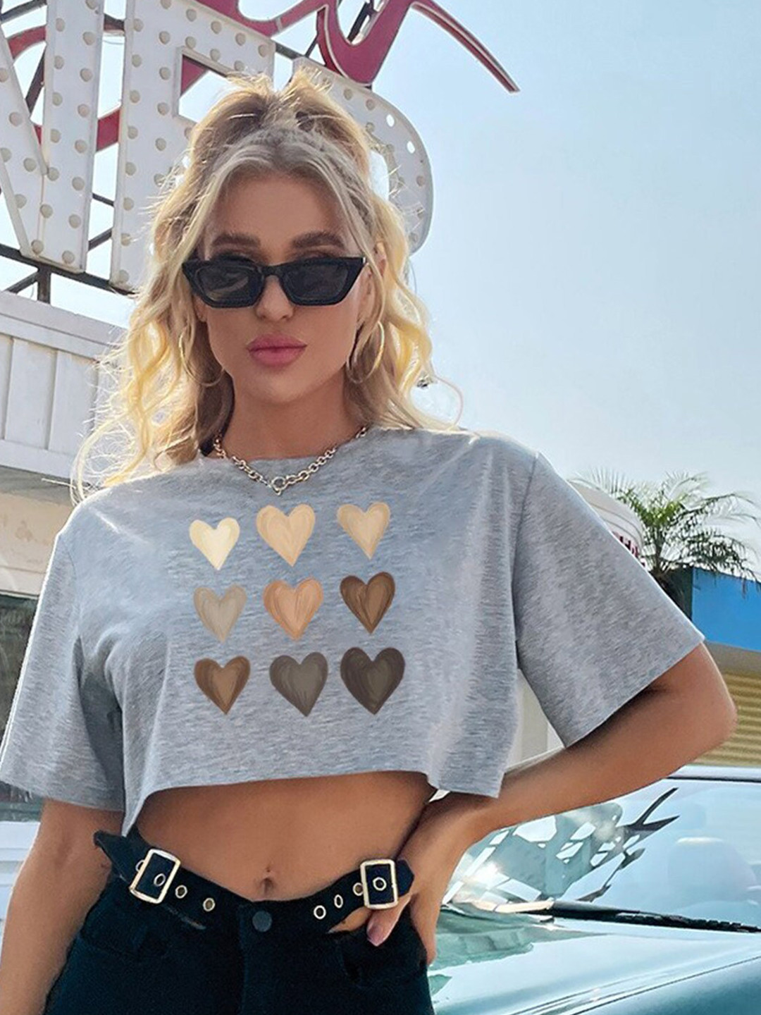 

StyleCast x Revolte Geometric Printed Boxy Crop Top, Grey