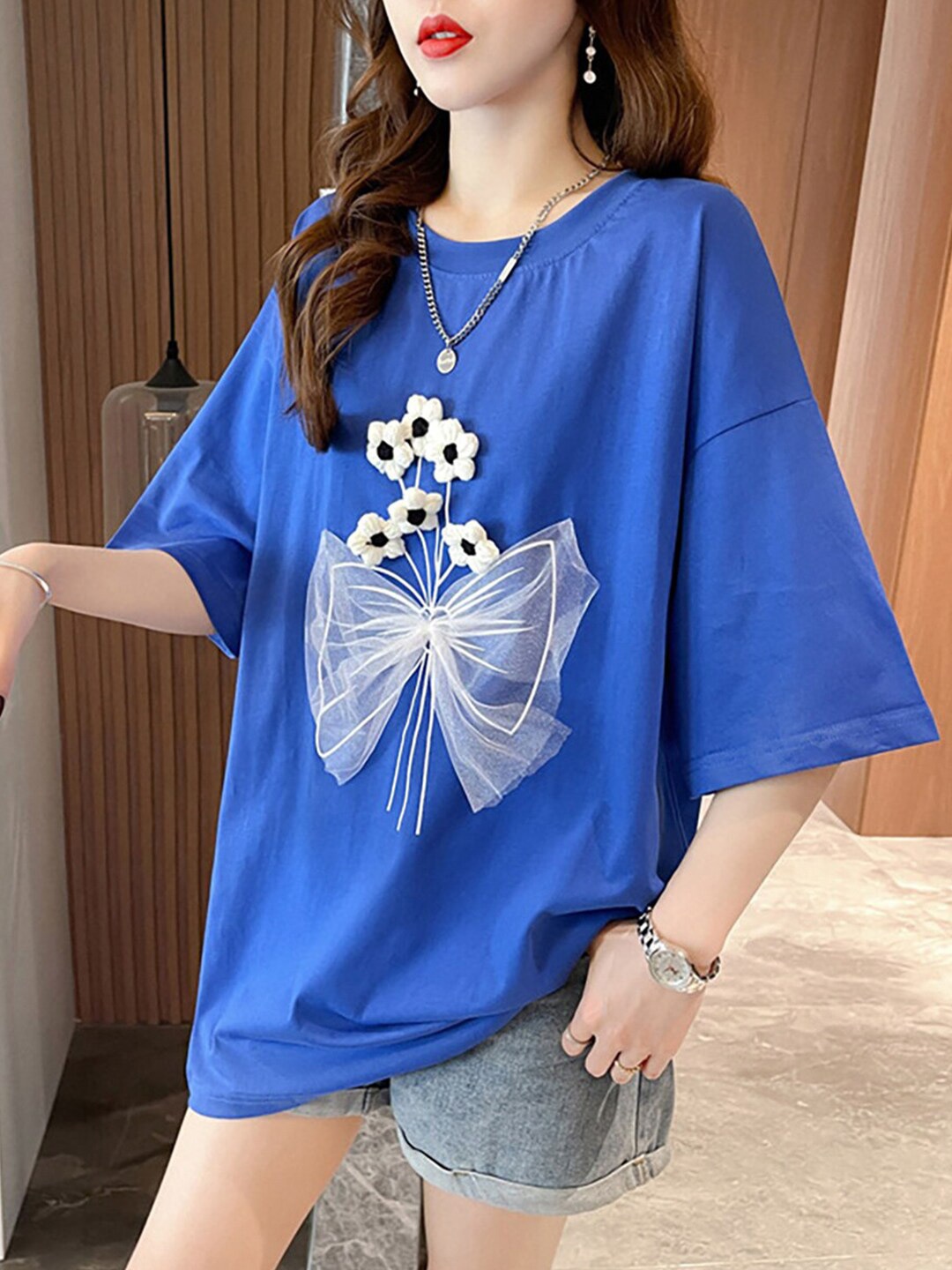 

StyleCast x Revolte Graphic Printed Drop-Shoulder Sleeves T-shirt, Blue