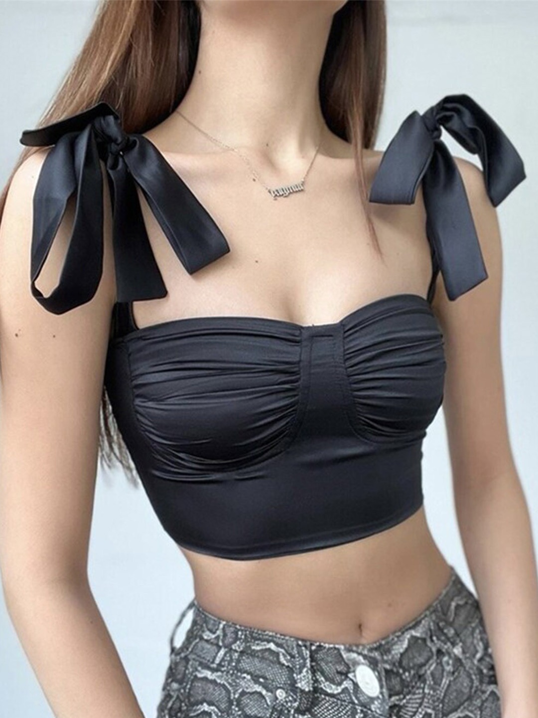 

StyleCast x Revolte Sweetheart Neck Bralette Crop Top, Black