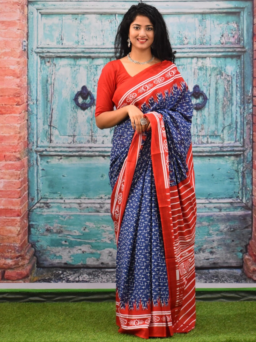 

JALTHER Pure Cotton Handloom Block Print Saree, Red