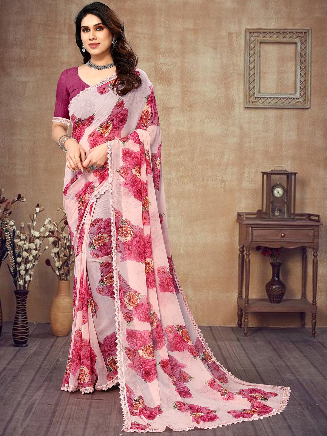 

MAGMINA Floral Printed Embroidered Saree, Rose