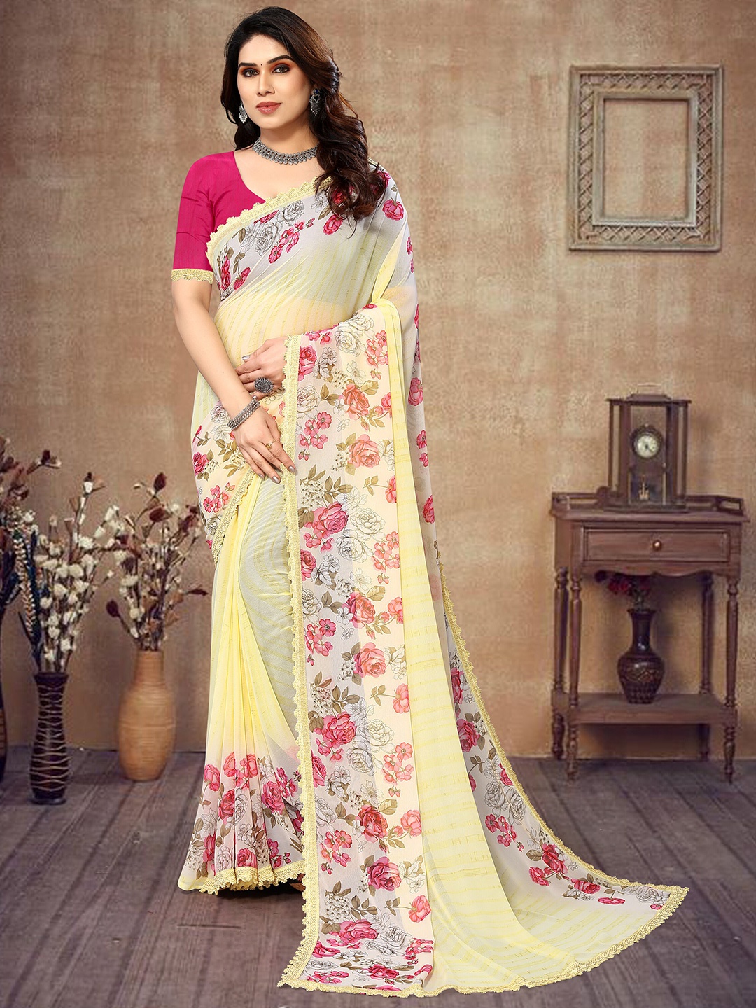 MAGMINA Floral Printed Embroidered Saree, Beige