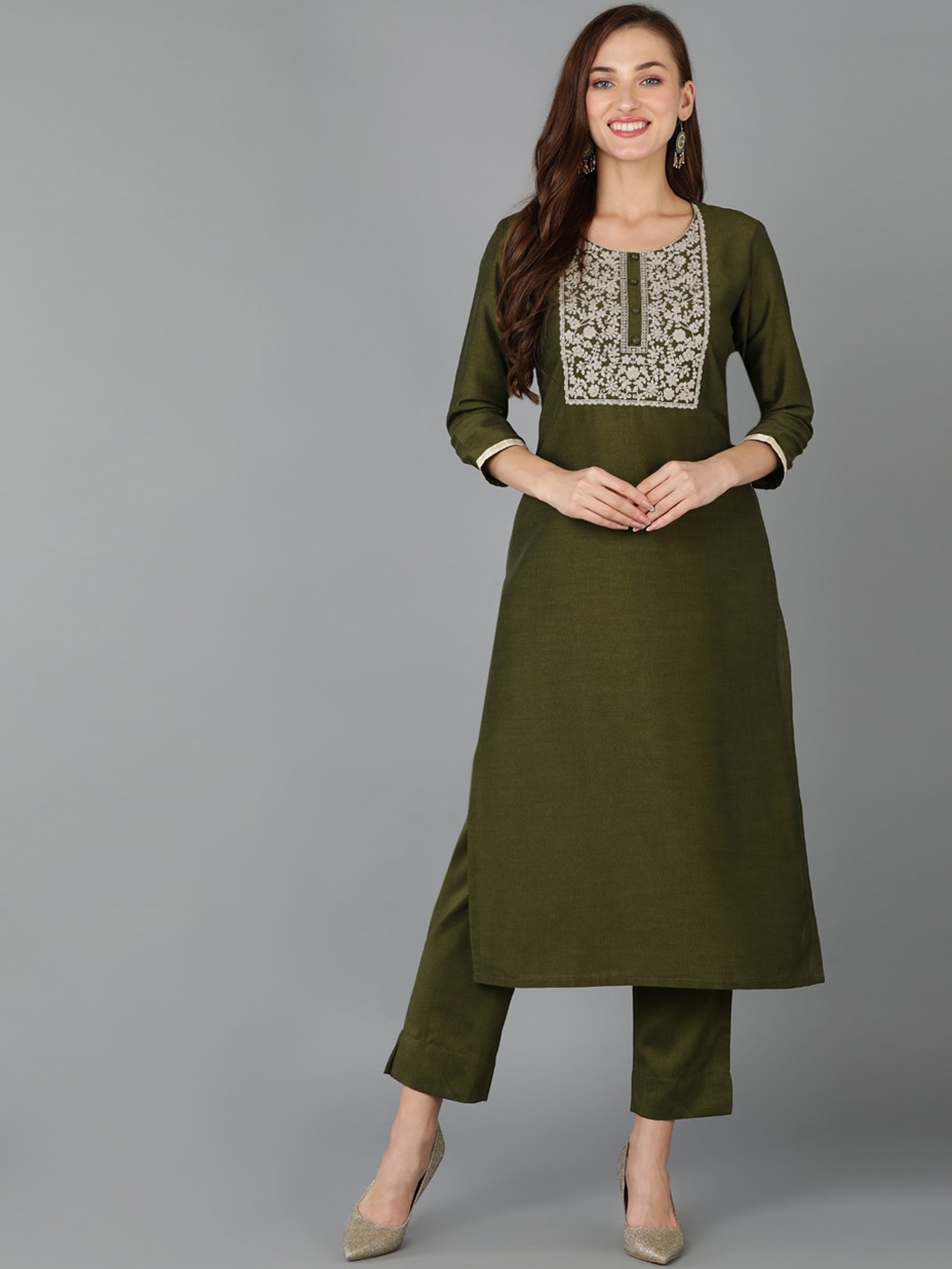 

AHIKA Geometric Yoke Design Thread Work Straight Kurta, Olive