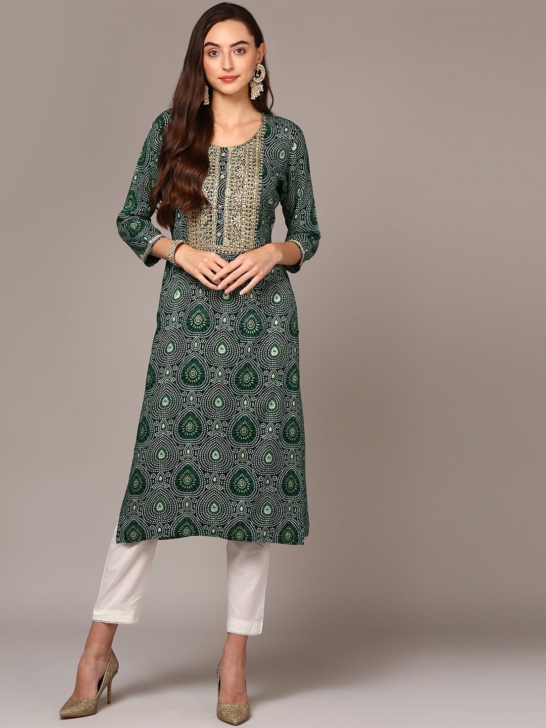 

AHIKA Bandhani Printed Thread Work Kurta, Green