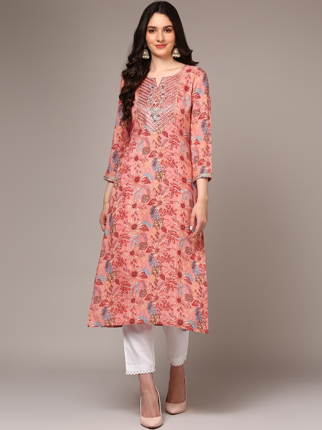 

AHIKA Ethnic Motifs Printed Straight Kurta, Pink