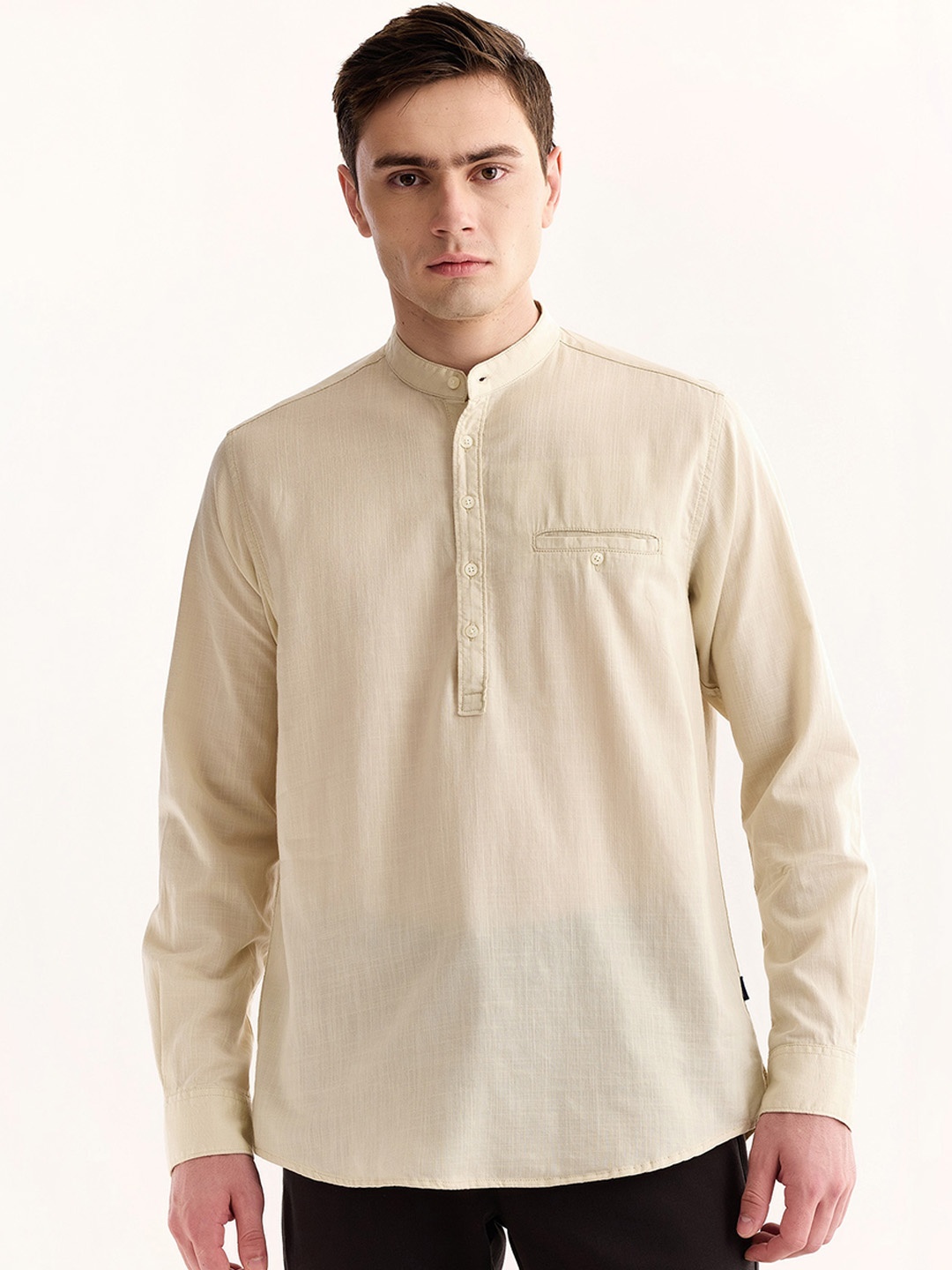 

Red Flame Band Collar Long Sleeve Cotton Kurta, Cream
