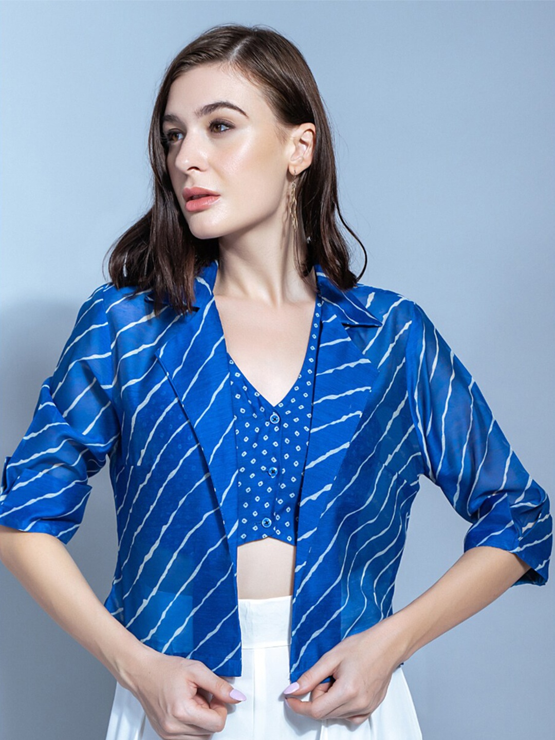 

GARDEN PARTY Abstract Print Shirt Collar Roll-Up Sleeves Crop Casual Top, Blue